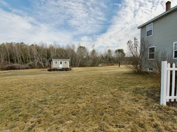 17 Groves Flat Lane, Smithfield, ME 04978