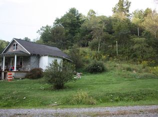119 Blue Heaven Rd, Matoaka, WV 24736