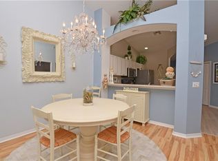 6191 Mandalay Cir, Naples, FL 34112