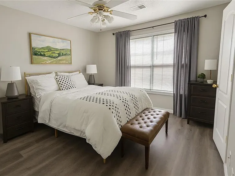 10348 Commons Xing — Photo 2