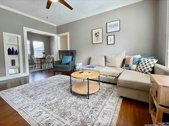 3rd image of 423 E ASHBY PL