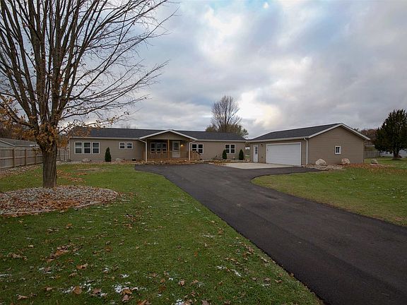 3rd image of 52737 County Road 15
