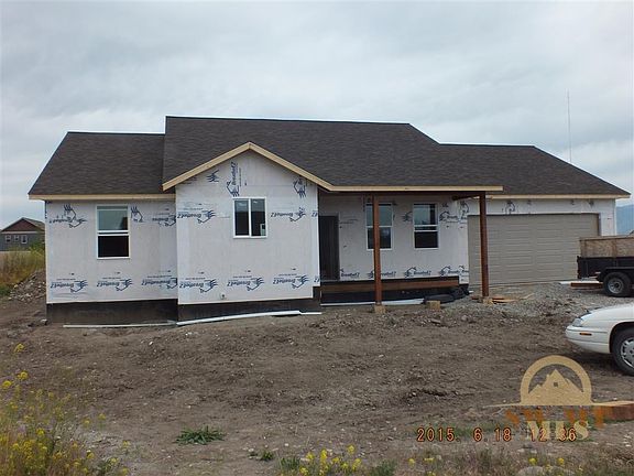 2nd image of 19 Grassy Meadows Dr
