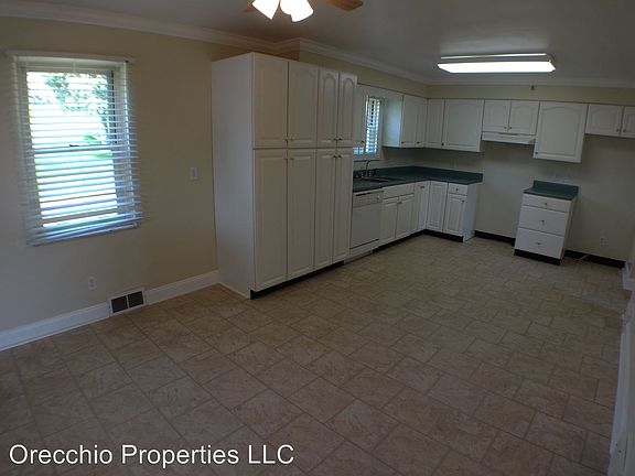4th image of 529 Blanar Ave
