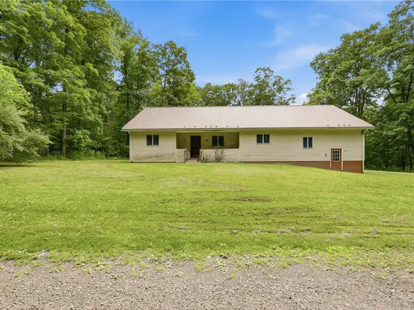 131 Squirrel Hill Rd, Meyersdale, PA 15552