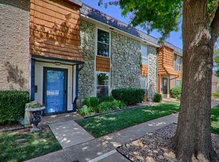 11035 Springhollow Rd, Oklahoma City, OK 73120