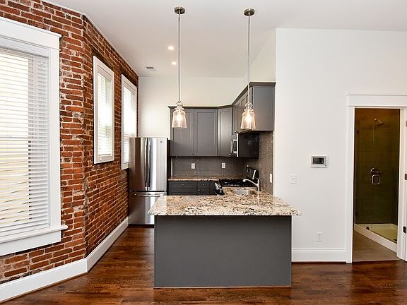 4th image of 1764 Frankfort Ave #4
