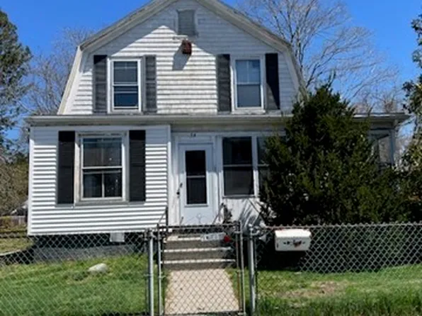 54 Ricard St, Seekonk, MA 02771