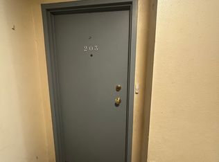 611 E Angeleno Ave APT 203, Burbank, CA 91501