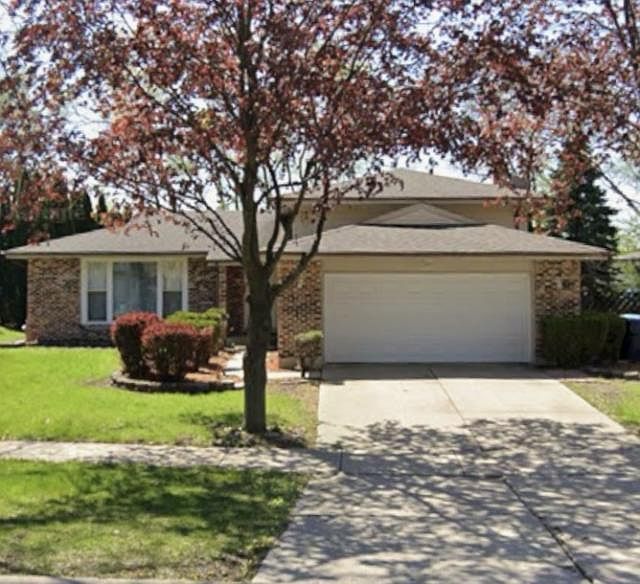 1st image of 4541 Lindenwood Dr