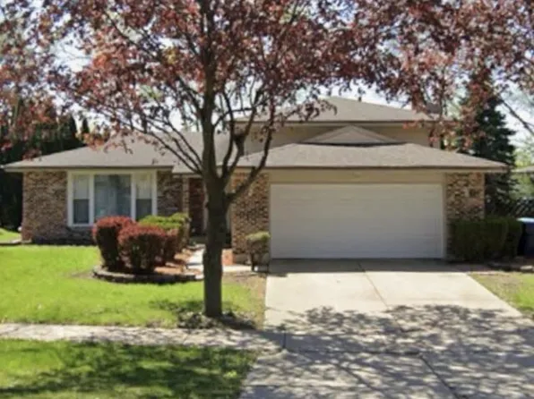 4541 Lindenwood Dr, Matteson, IL 60443