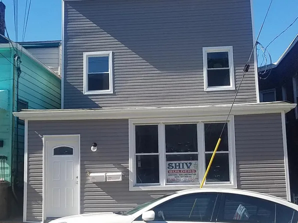 1111 7th Street image 1 of 14