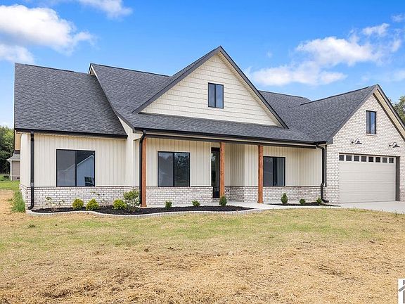 3rd image of 201 Ayly Estates Dr