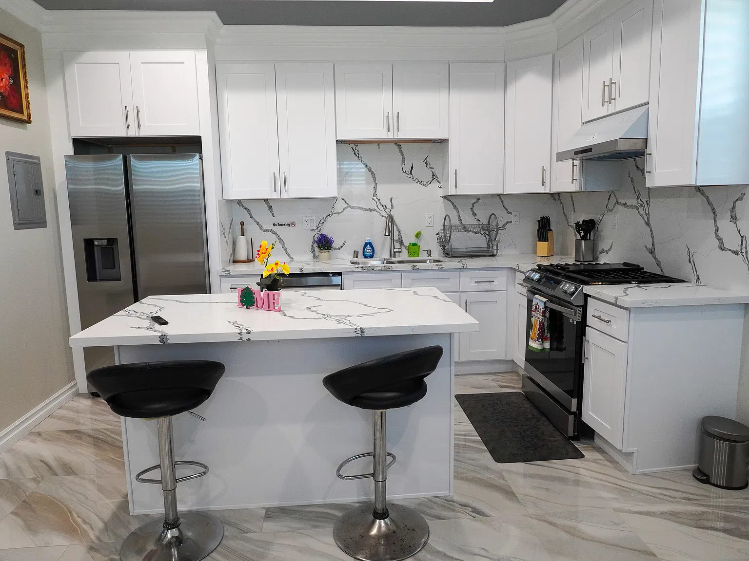 Studio, 500 sqft, $1,900 — Photo 3