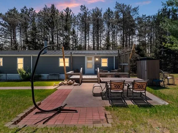 10750 2nd Ave, Waupaca, WI 54981