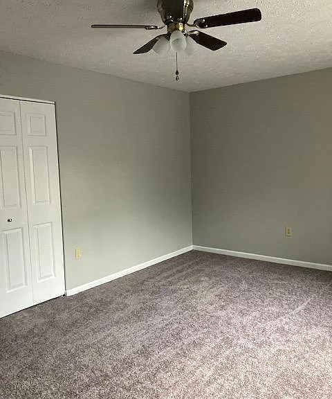 1145 Old Denbigh Blvd — Photo 7