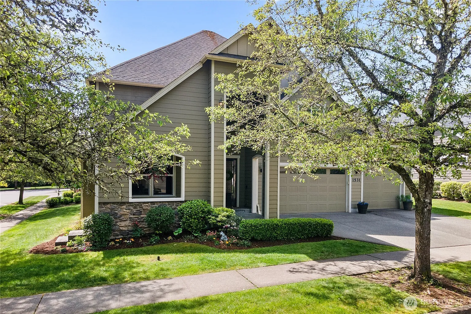 1531 Brighton Way SE photo 1