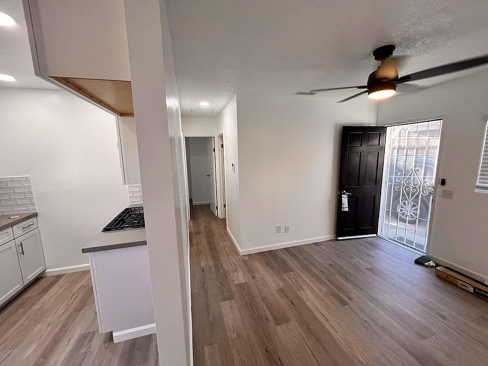 2nd image of 326 N 10th St