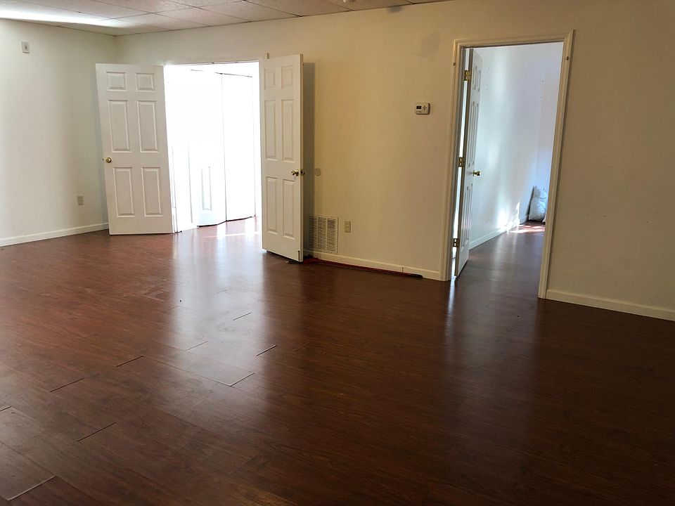 Living room looking over the door entrance two bedrooms