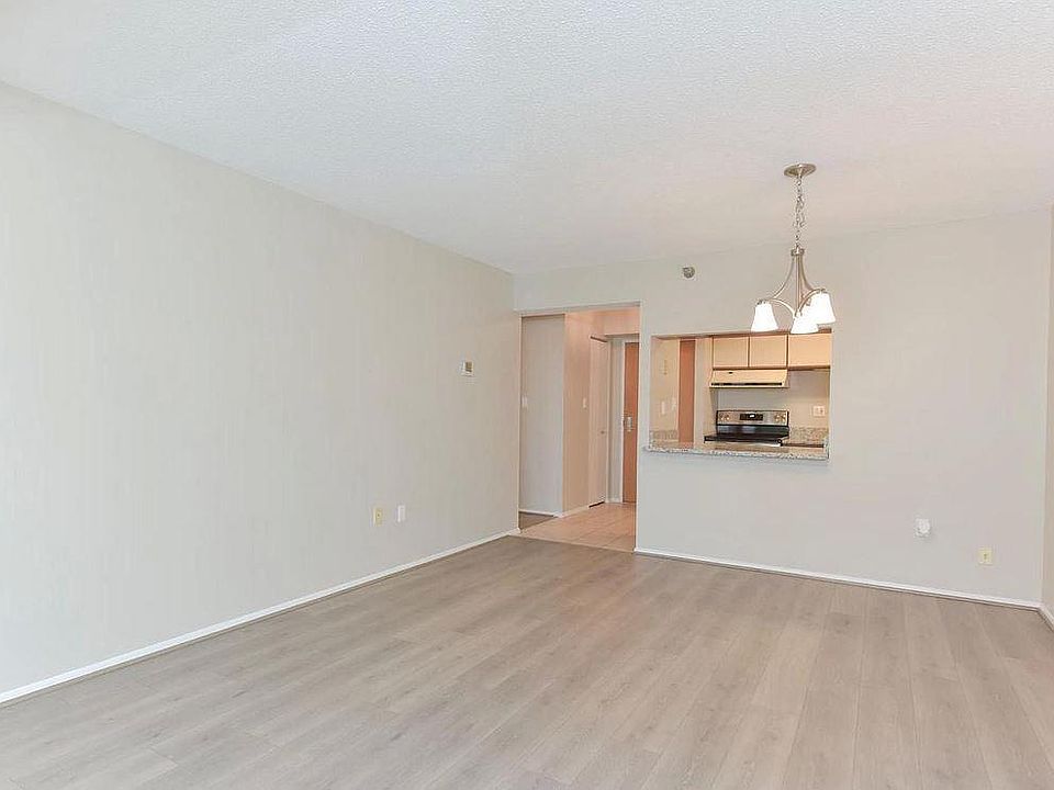Family room with opening to kitchen