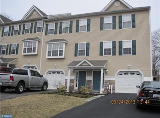 54 Hoag Ln, Aston, PA 19014