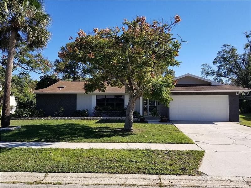 1st image of 1918 E Hampton Cir