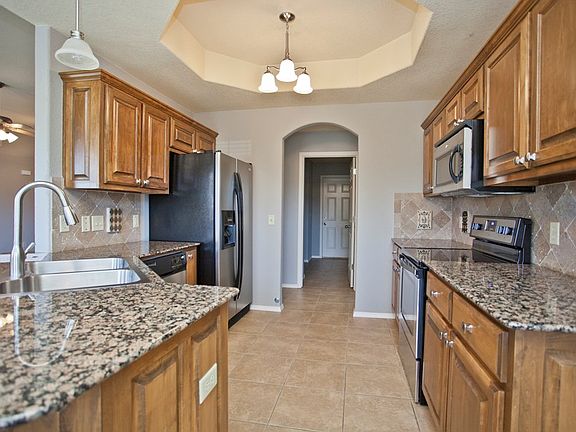3rd image of 851 Sienna Dr