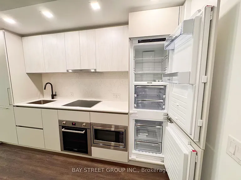 609 Sherbourne St #3408 — Photo 28
