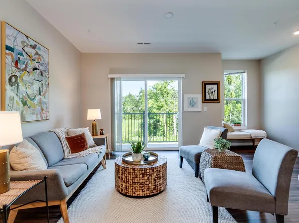 2674 Notre Dame Drive #704, Fitchburg, WI 53711