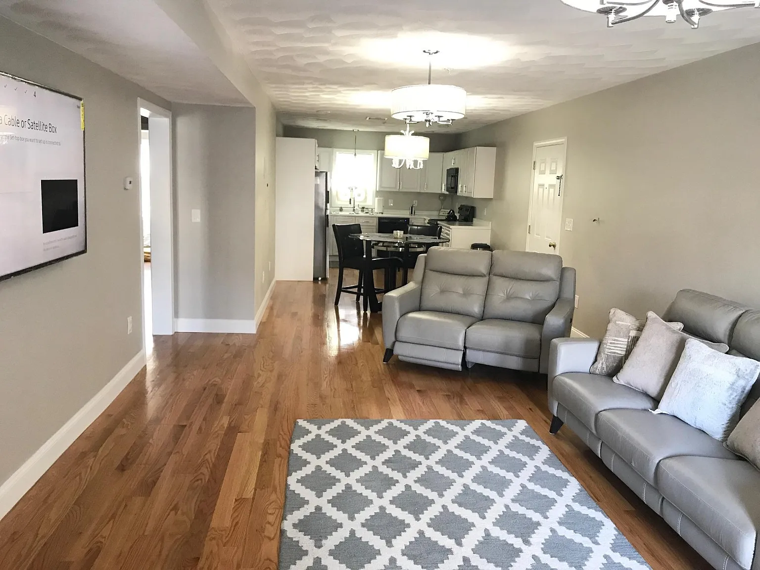 2 bed, 1224 sqft, $2,500 — Photo 1