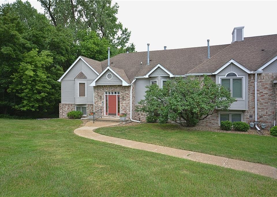 8120 Dellwood Dr 8120, Urbandale, IA 50322 Zillow