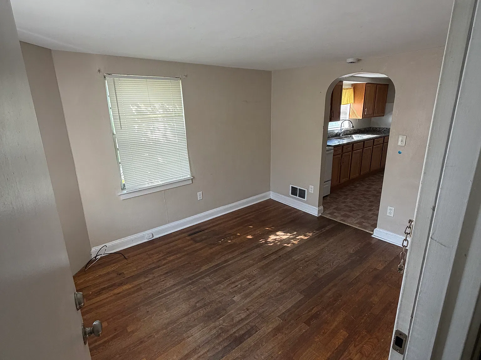 34 Race St — Photo 1