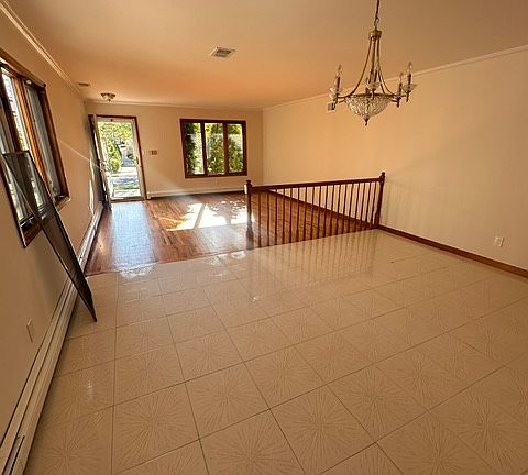 4th image of 173 Ridgecrest Ave Floor 1