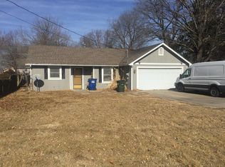 771 Elm St, Lawrence, KS 66044