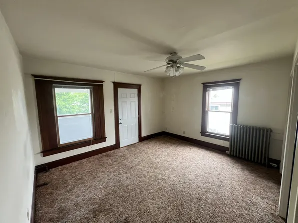 1122 State St, La Crosse, WI 54601