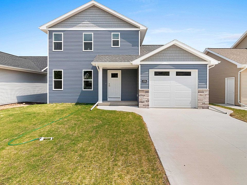 1st image of 228 Fairview Ln