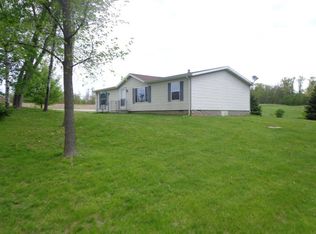 W10091 Kanikula Ln, Crivitz, WI 54114