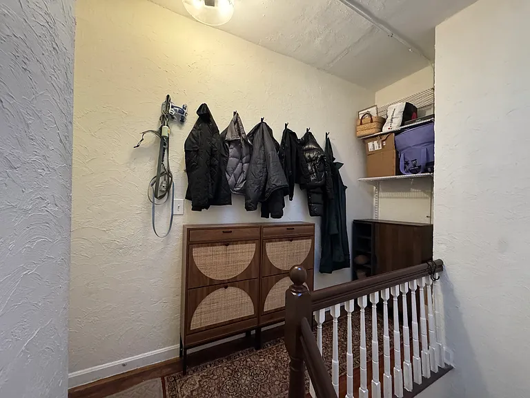 219 Marion St #3 — Photo 17