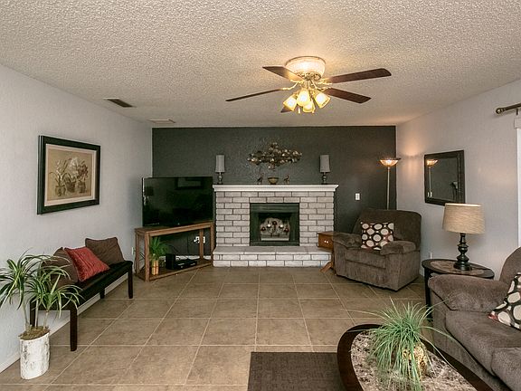 5th image of 3070 Silver Saddle Dr