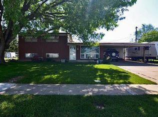 748 Onyx St, Layton, UT 84041