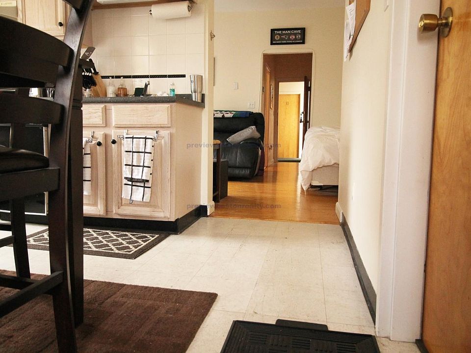 2nd image of 206 Chestnut Hill Ave #T12