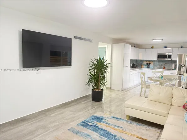 60 SE Marlin Ave, Key Largo, FL 33037