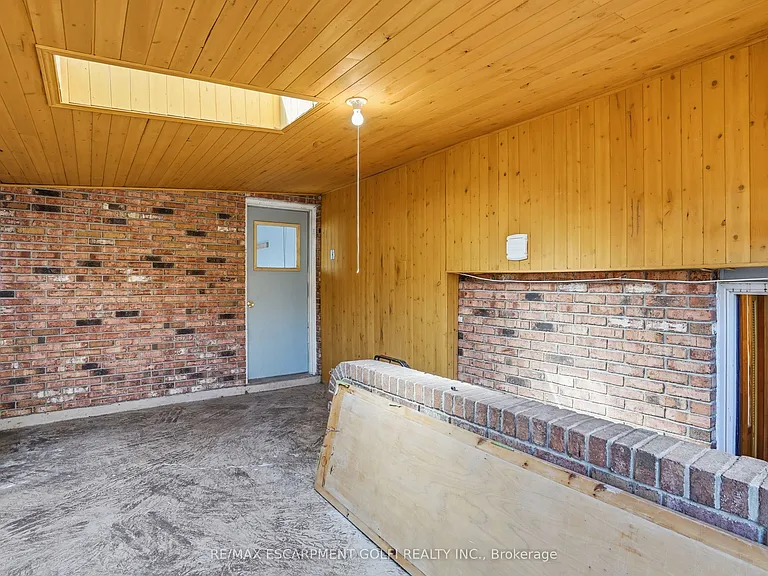 3905 Old Orchard Way — Photo 32