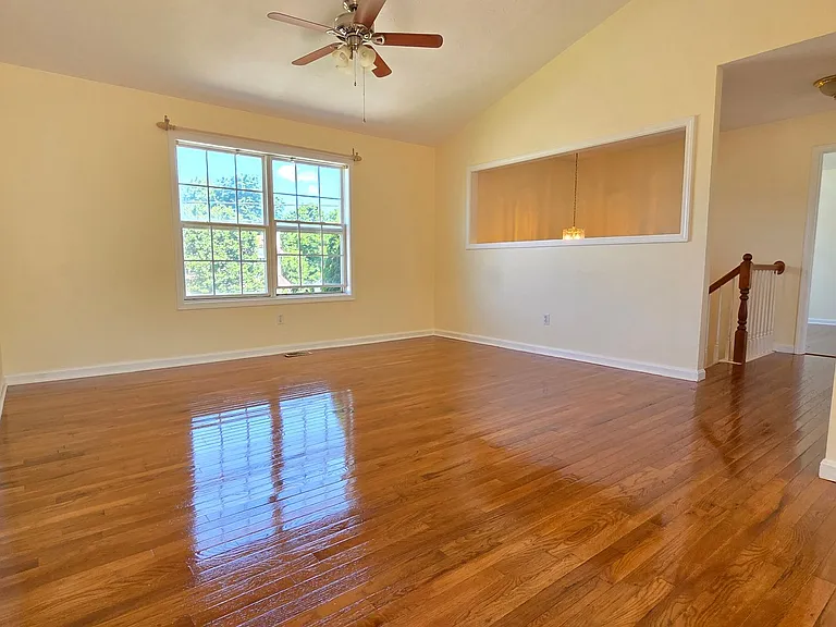 140 Byerly Blvd — Photo 3