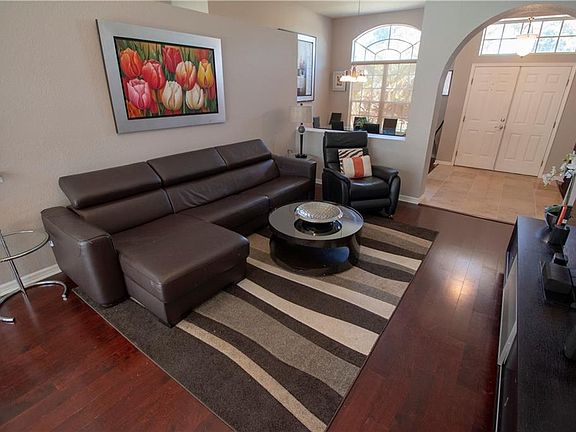 5th image of 4523 Oak River Cir