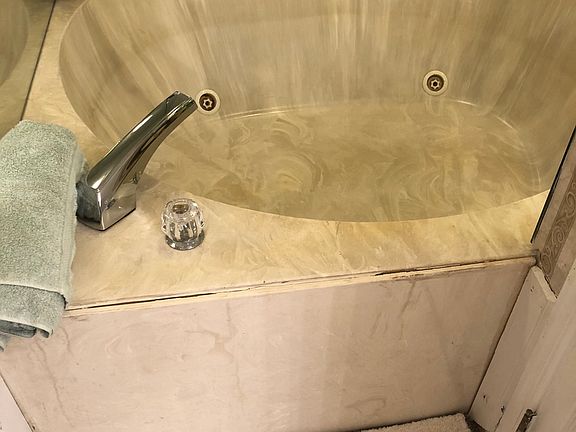 Garden Tub