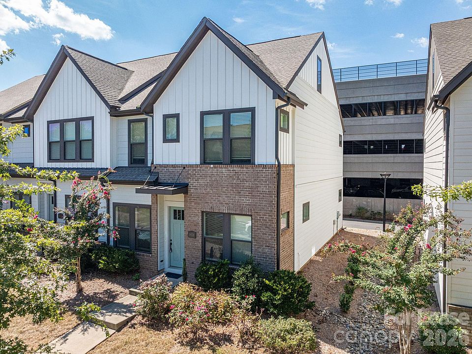 1st image of 5938 Ardrey Kell Rd