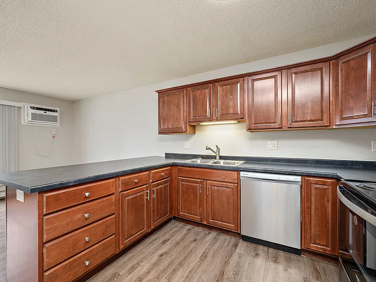 Silvan Townhomes — Photo 7