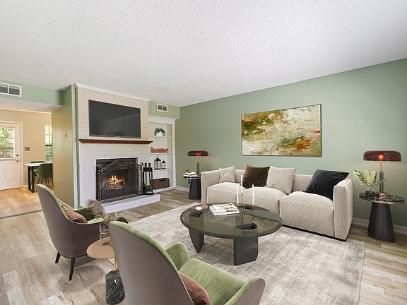 5th image of 205 Edgewood Dr