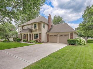 10510 Farley St, Overland Park, KS 66212